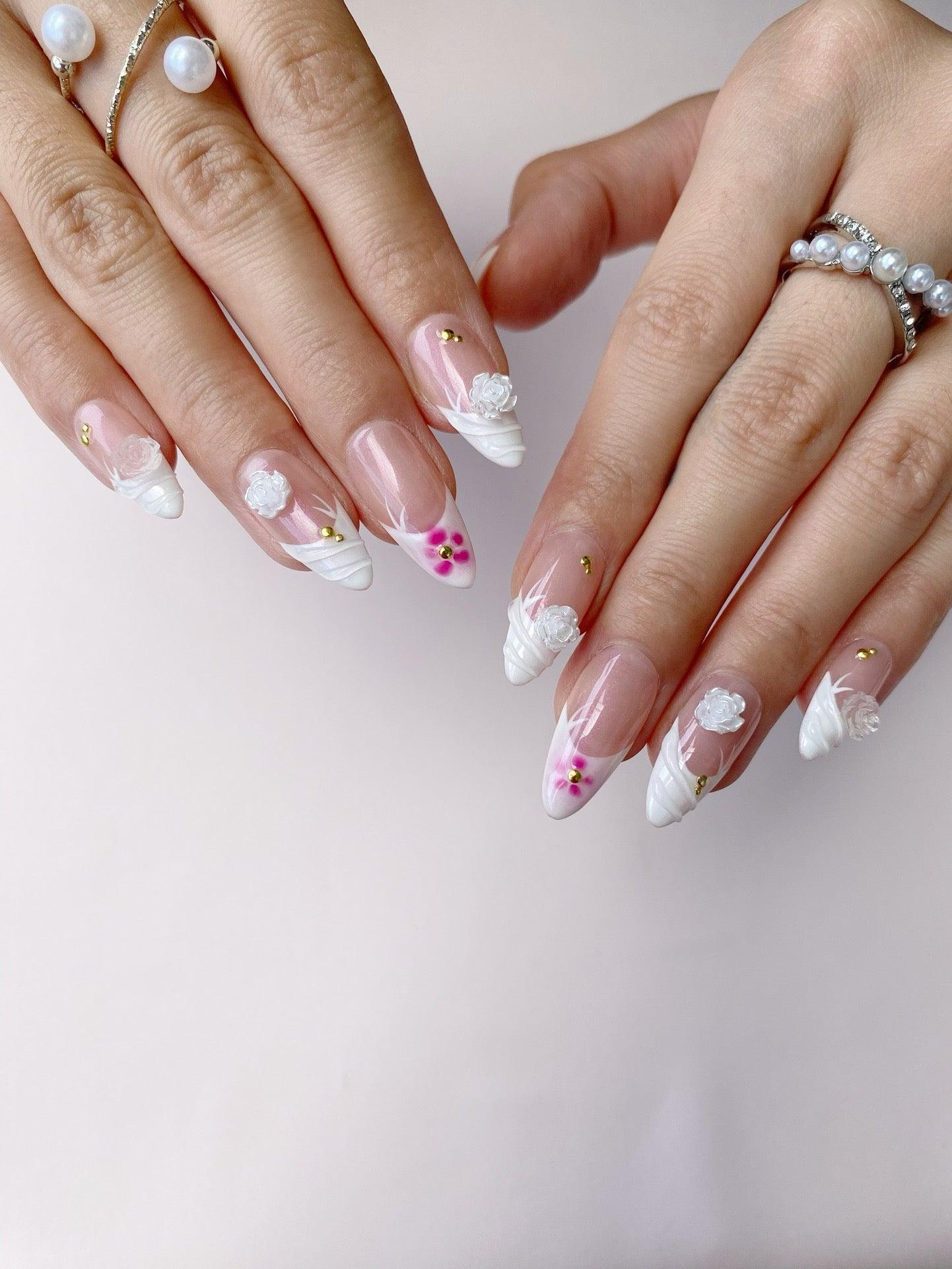 Blooming Petals - GO2NAIL  MEDIUM LONG ALMOND PressOnNails