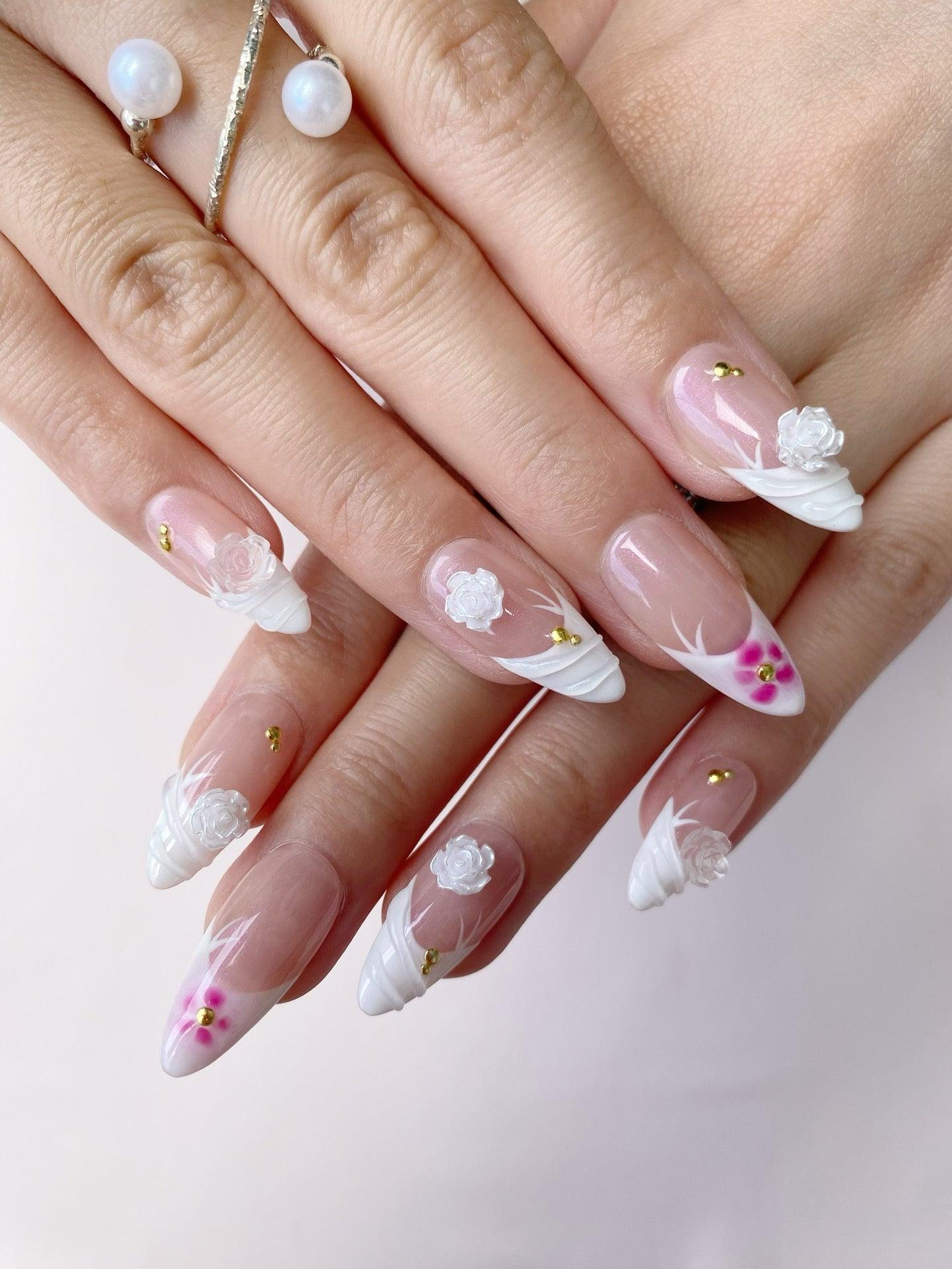 Blooming Petals - GO2NAIL  MEDIUM LONG ALMOND PressOnNails