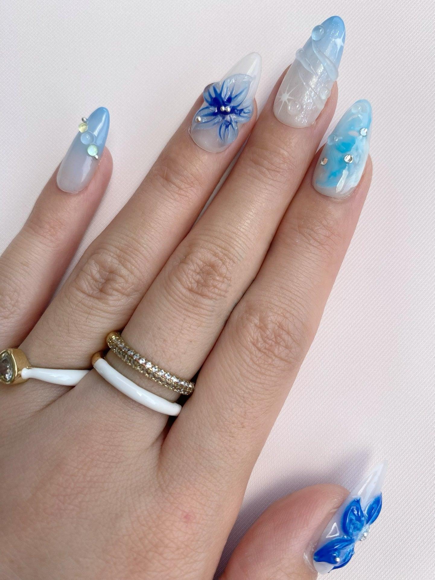 Frost Flower - GO2NAIL  MEDIUM ALMOND PressOnNails