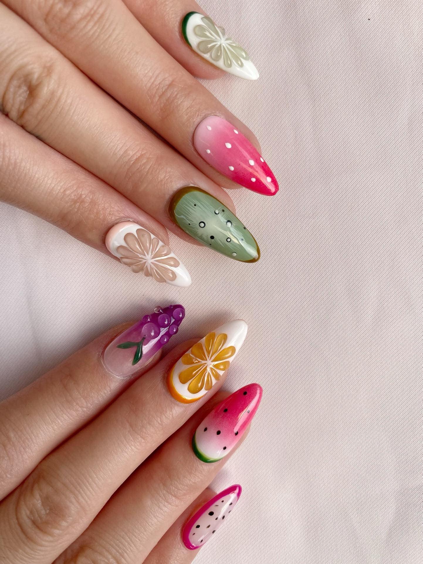 Fruit Fiesta - GO2NAIL  MEDIUM ALMOND PressOnNails