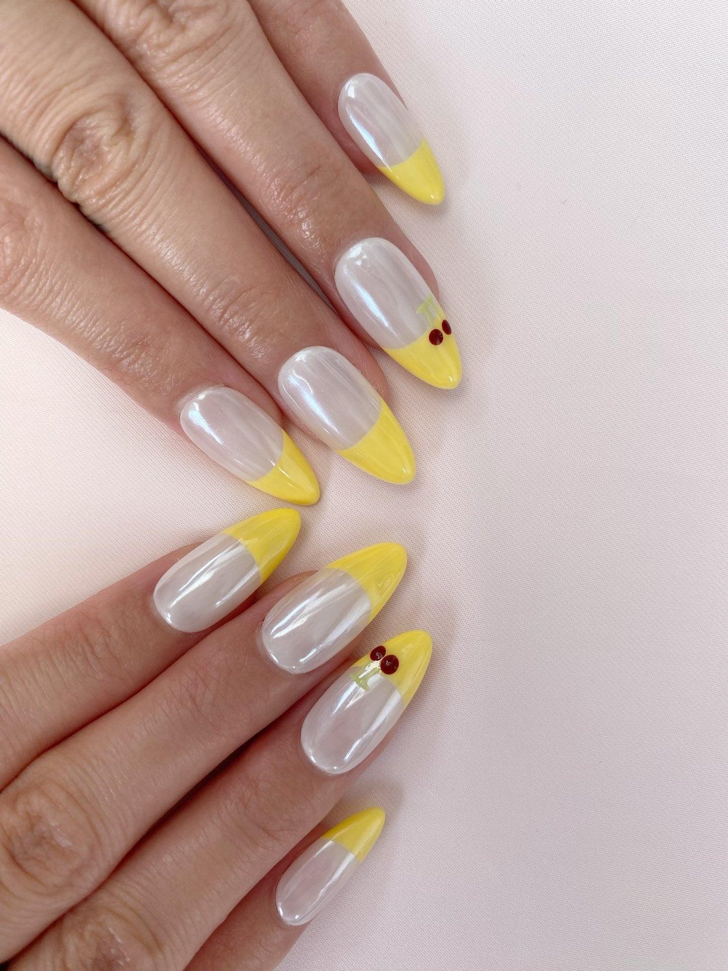 Lemon Glow - GO2NAIL  LONG ALMOND PressOnNails