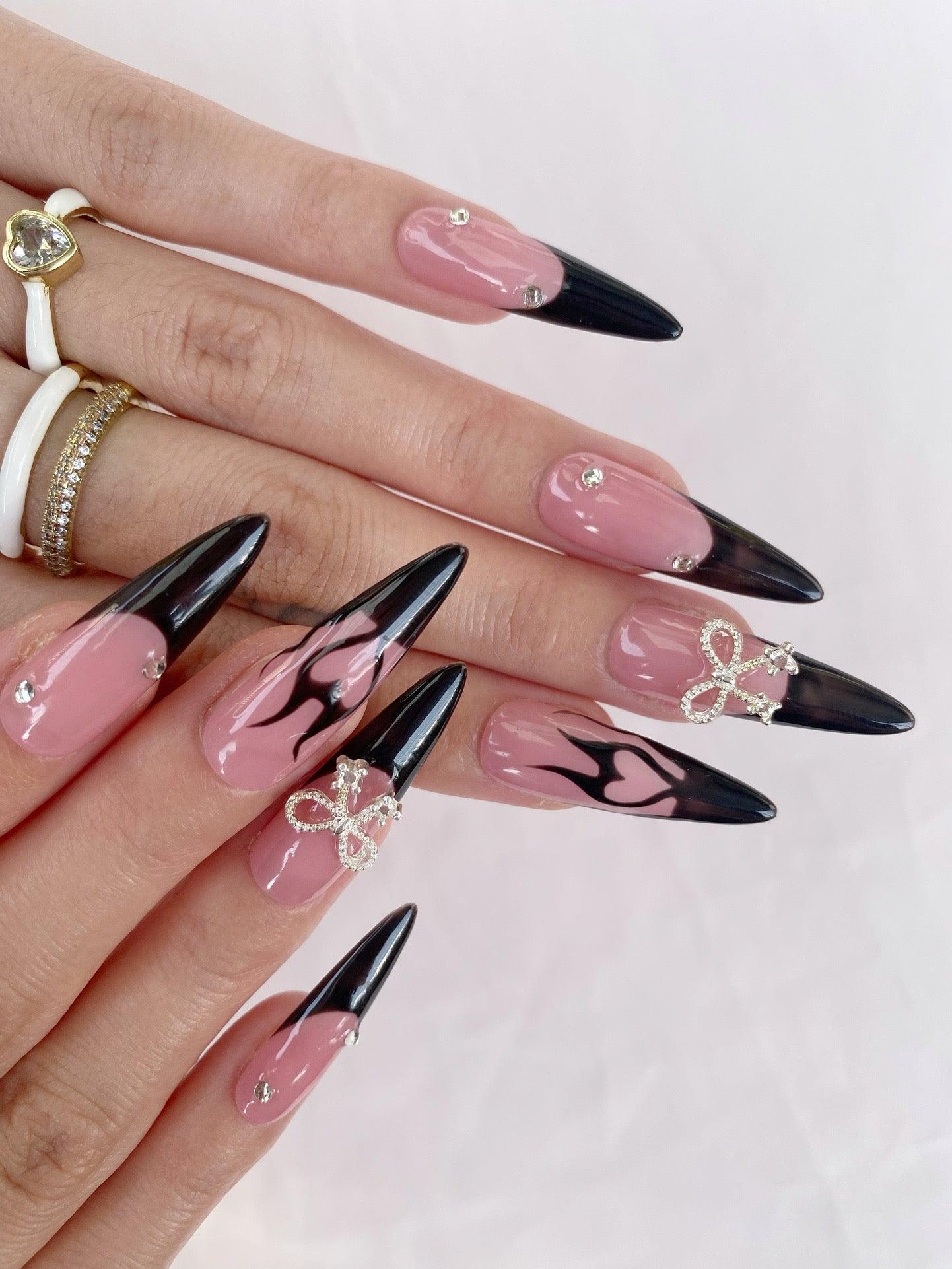 Noir Rose - GO2NAIL  LONG STILETTO PressOnNails