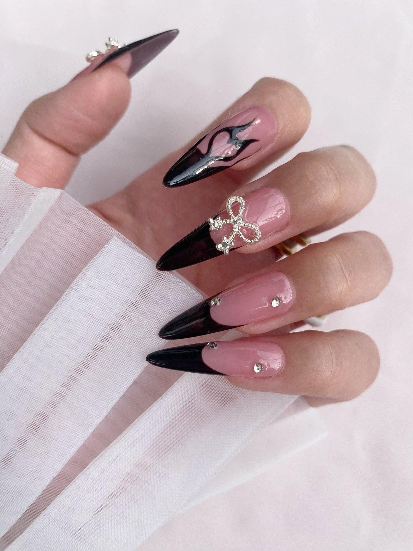 Noir Rose - GO2NAIL  LONG STILETTO PressOnNails