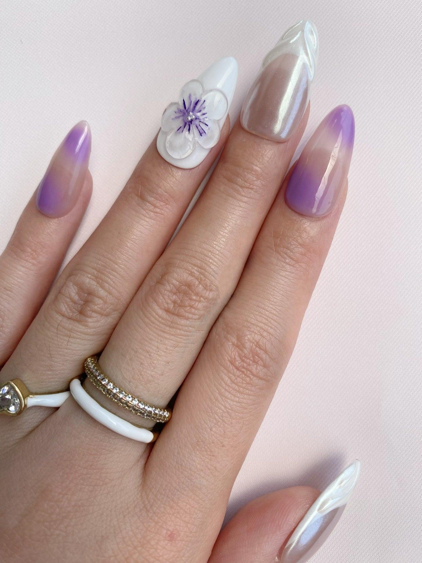 Violet Dream - GO2NAIL  MEDIUM ALMOND PressOnNails